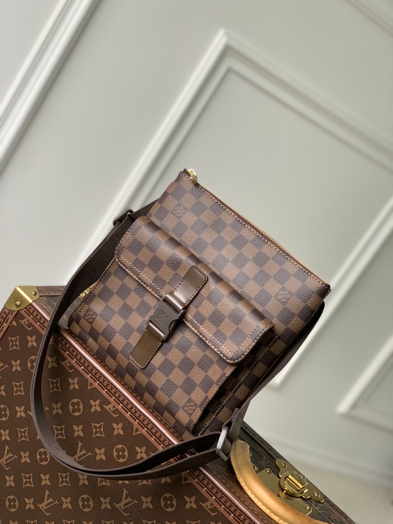 Mens LV Satchel bags